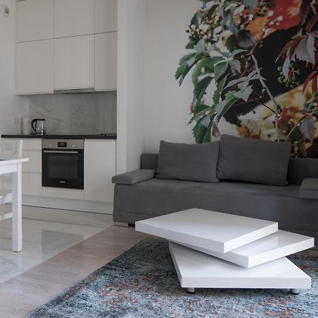 Apartament Simply Przyokopowa Varsóvia Exterior foto